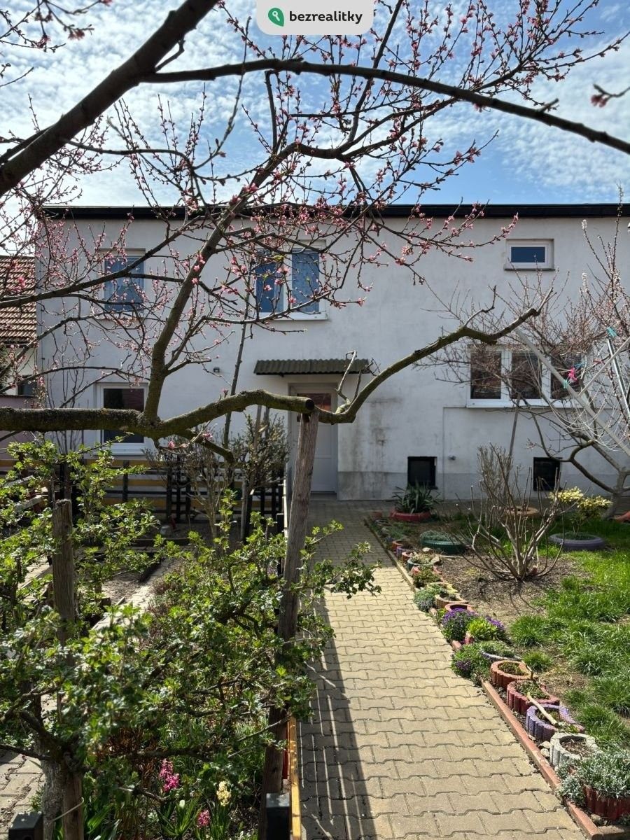 Ostatní, Kozomín, 143 m²