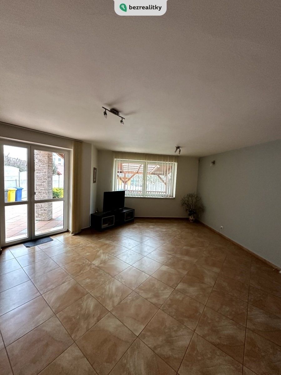 Ostatní, Tyršova, Hrušovany u Brna, 157 m²