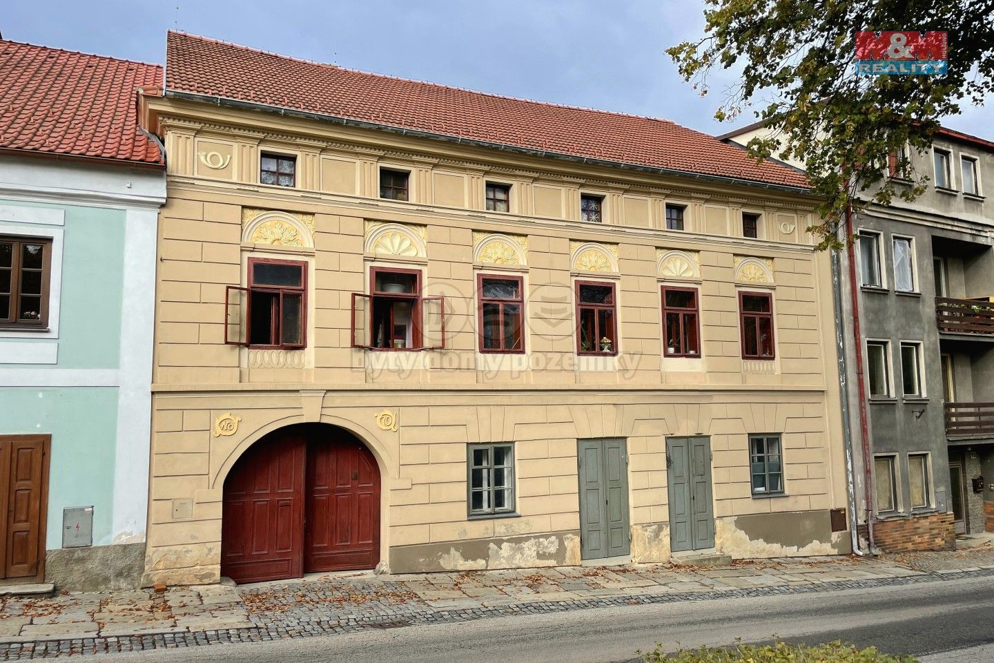 Činžovní domy, Náměstí, Vyšší Brod, 436 m²