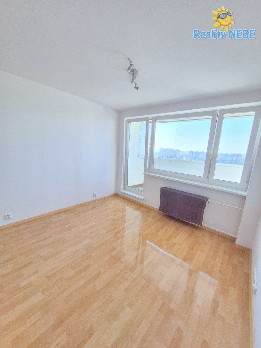 Pronájem byt 2+kk - Štúrova, Praha, 50 m²