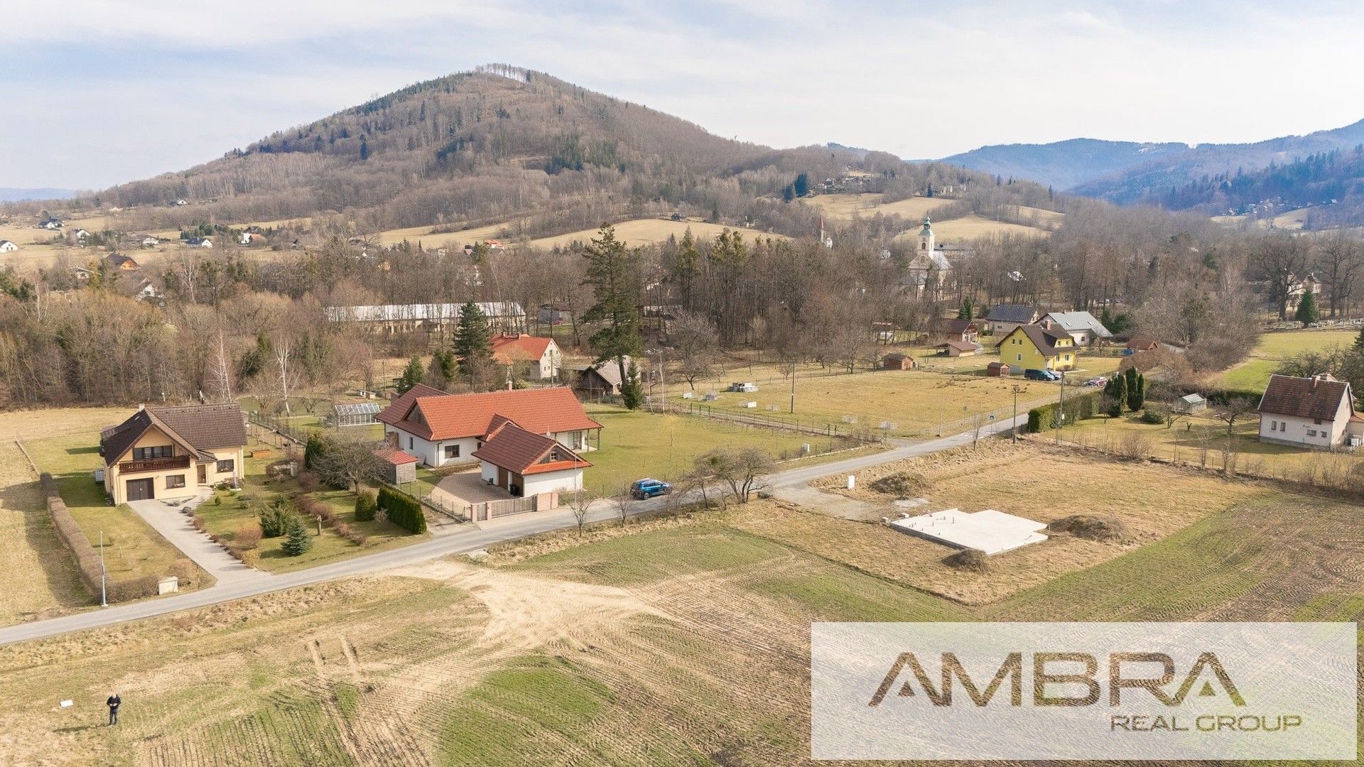 Pozemky pro bydlení, Komorní Lhotka, 900 m²