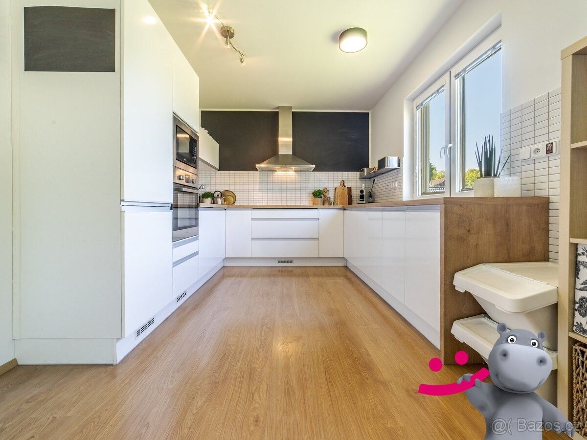 Prodej dům - Želechovice nad Dřevnicí, 763 11, 158 m²