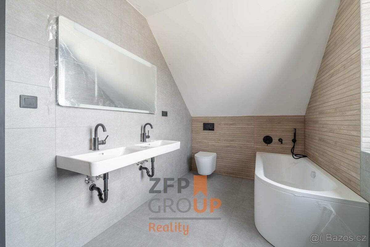 Prodej dům - Dříteč, 533 05, 150 m²