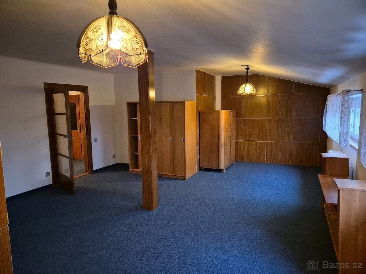 2+1, Praha, 148 00, 7 m²