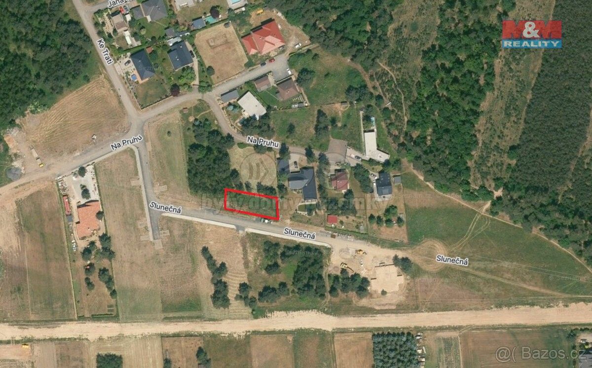 Zahrady, Káraný, 250 75, 375 m²