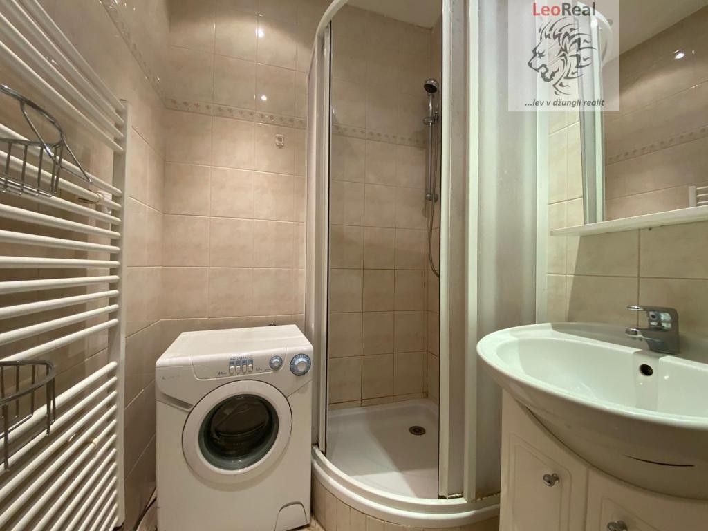 Prodej byt 2+1 - Pod Rapidem, Praha, 45 m²