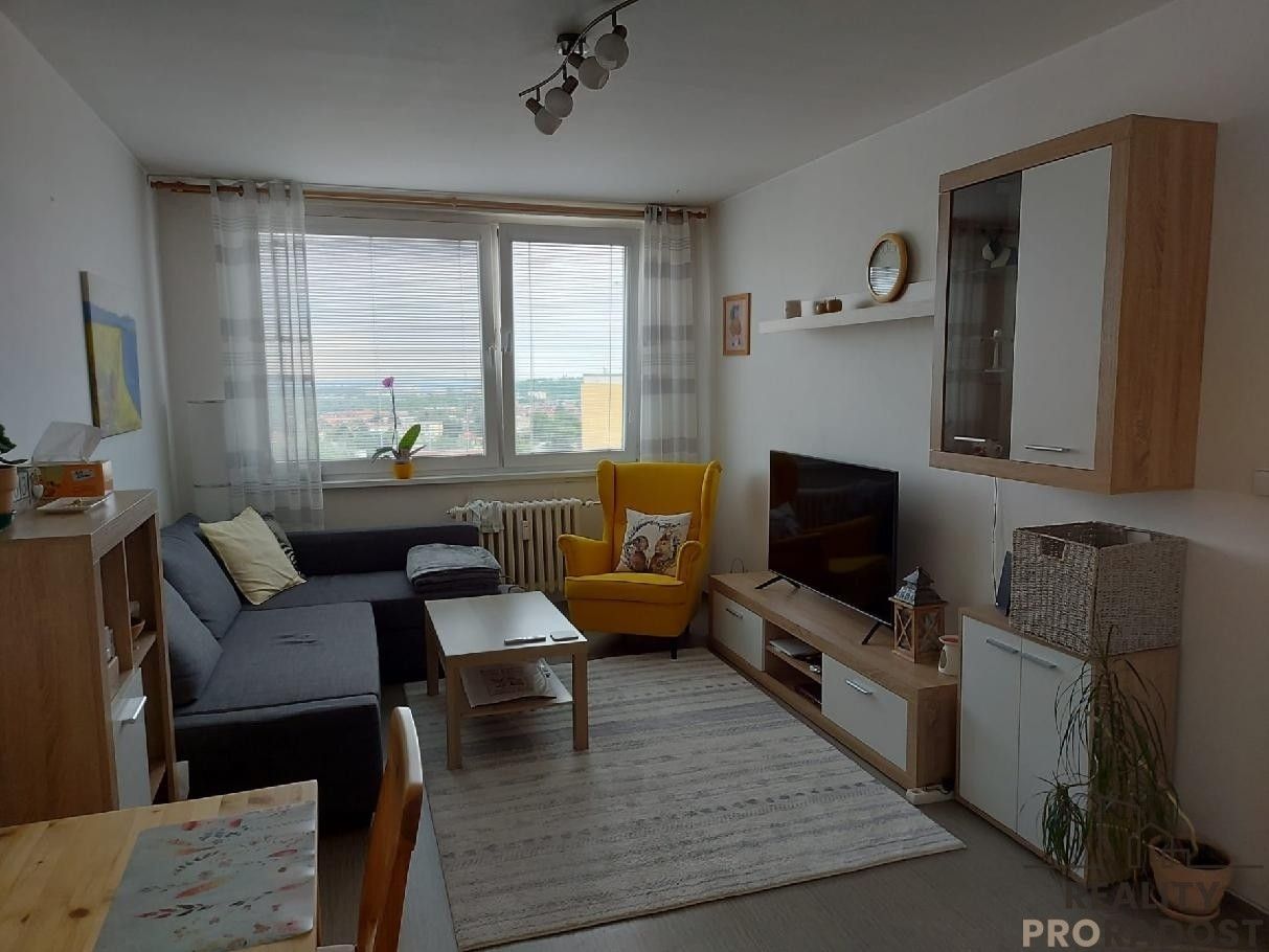 2+kk, Ciolkovského, Praha, 44 m²