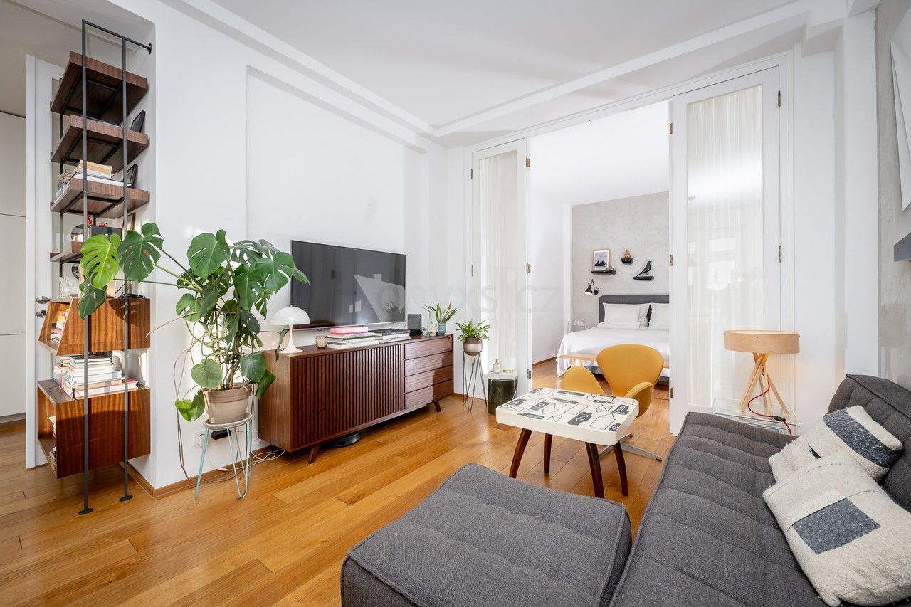 3+kk, Londýnská, Praha, 118 m²