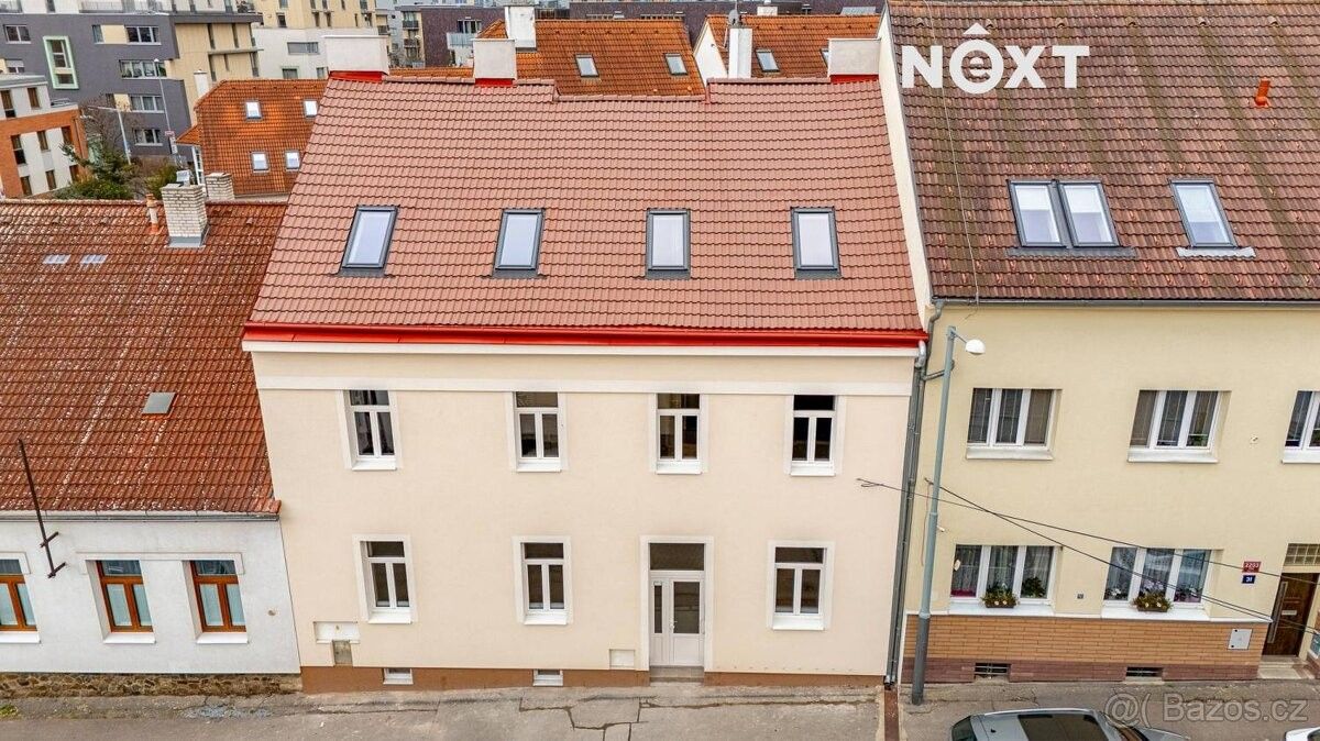 1+1, Praha, 130 00, 87 m²