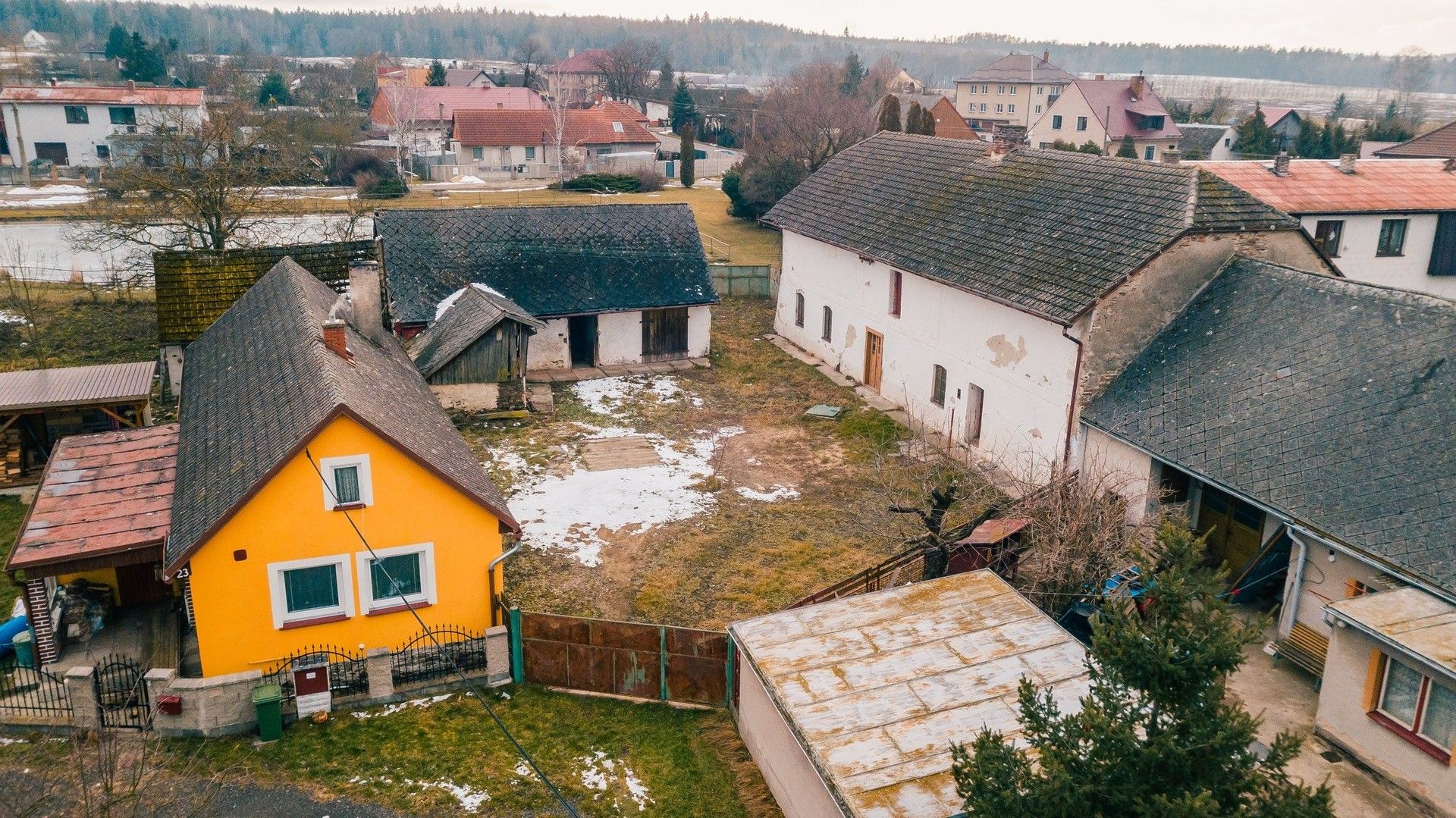 Ostatní, Petrovice I, 199 m²
