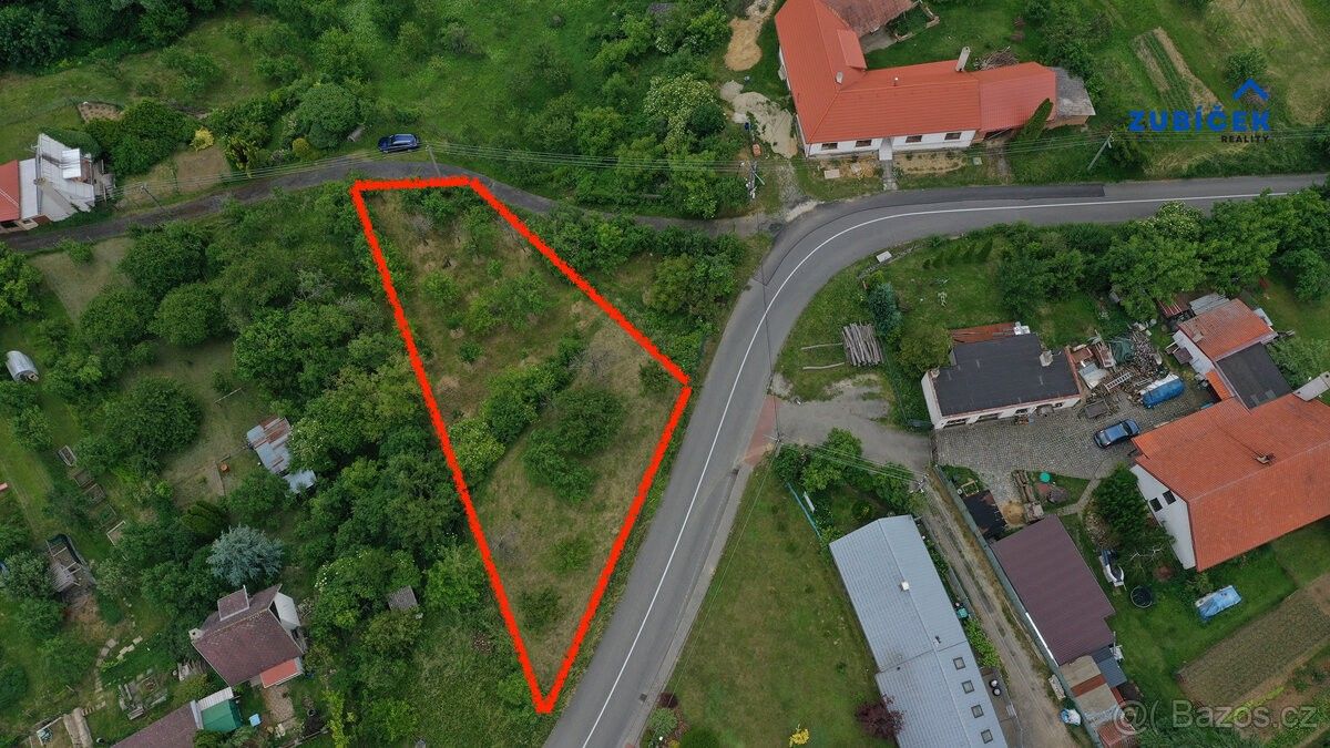 Prodej pozemek pro bydlení - Medlovice, 687 41, 1 090 m²