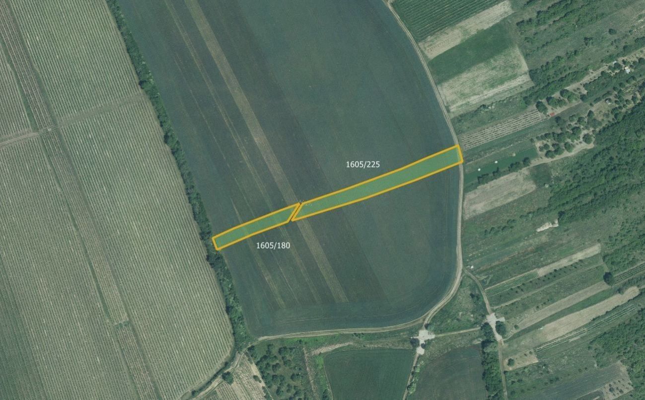 Zemědělské pozemky, Nosislav, 9 607 m²