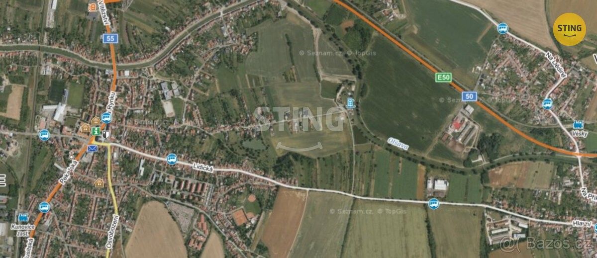 Prodej pozemek - Kunovice, 686 04, 393 m²