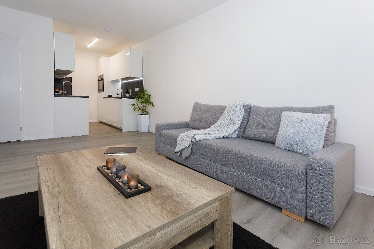 Prodej byt 2+kk - Praha, 152 00, 45 m²