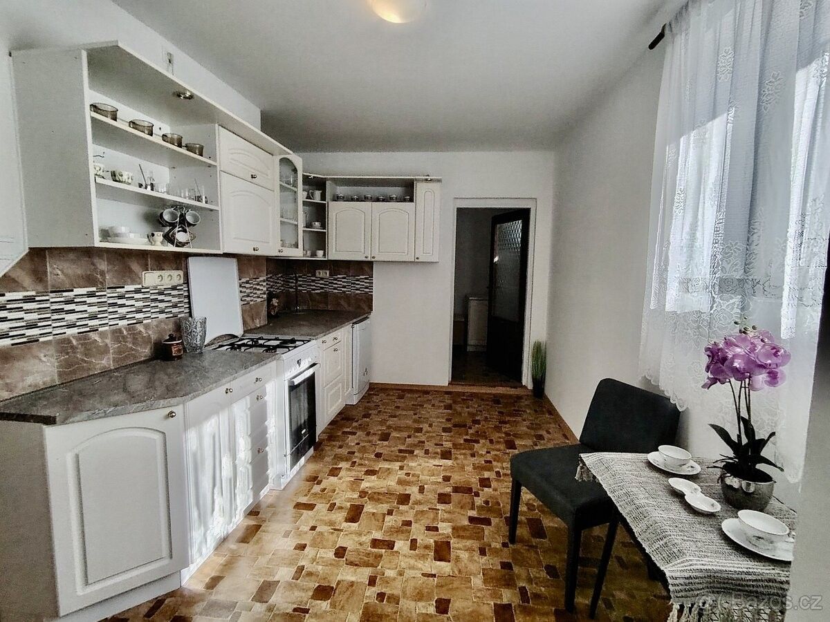 Prodej dům - Strážovice, 696 38, 174 m²