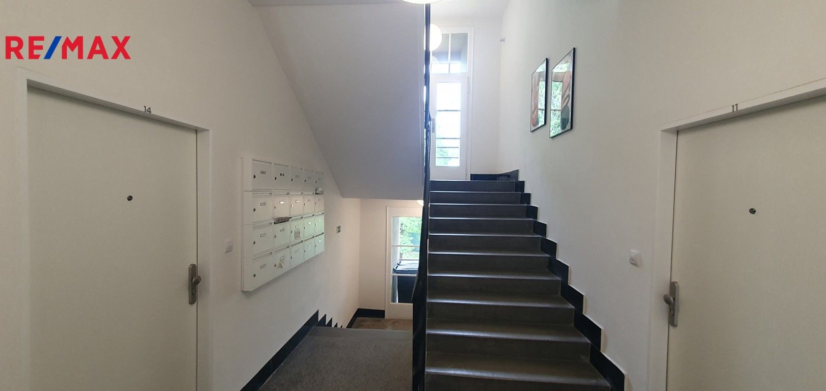 2+kk, Hanusova, Praha, 40 m²