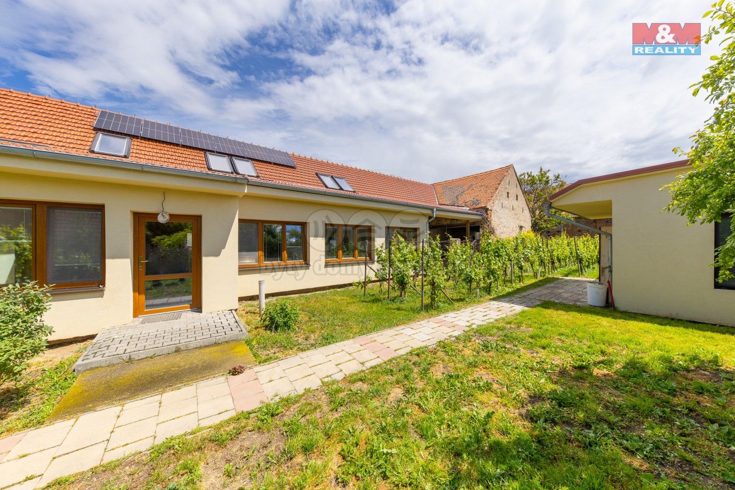 Prodej rodinný dům - Šumice, 263 m²