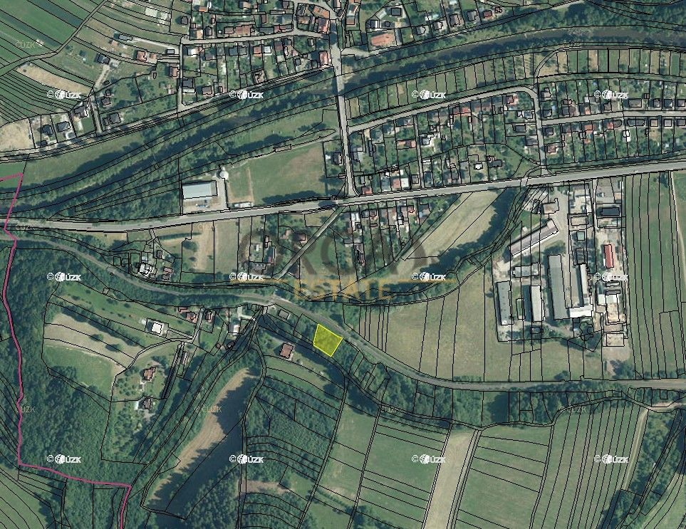 Prodej pozemek - Vsetín, 755 01, 992 m²