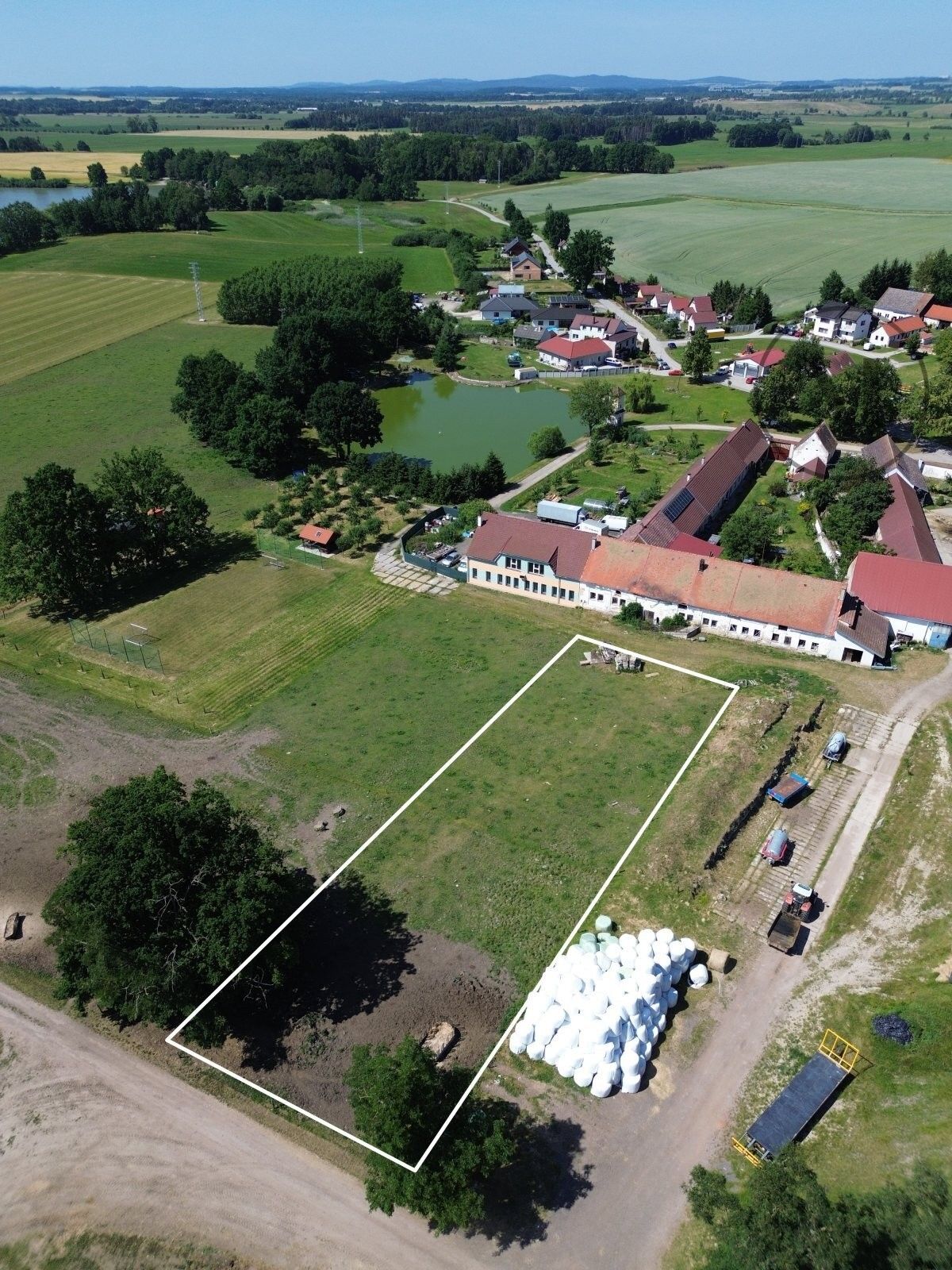 Pozemky pro bydlení, Pašice, Pištín, 1 813 m²