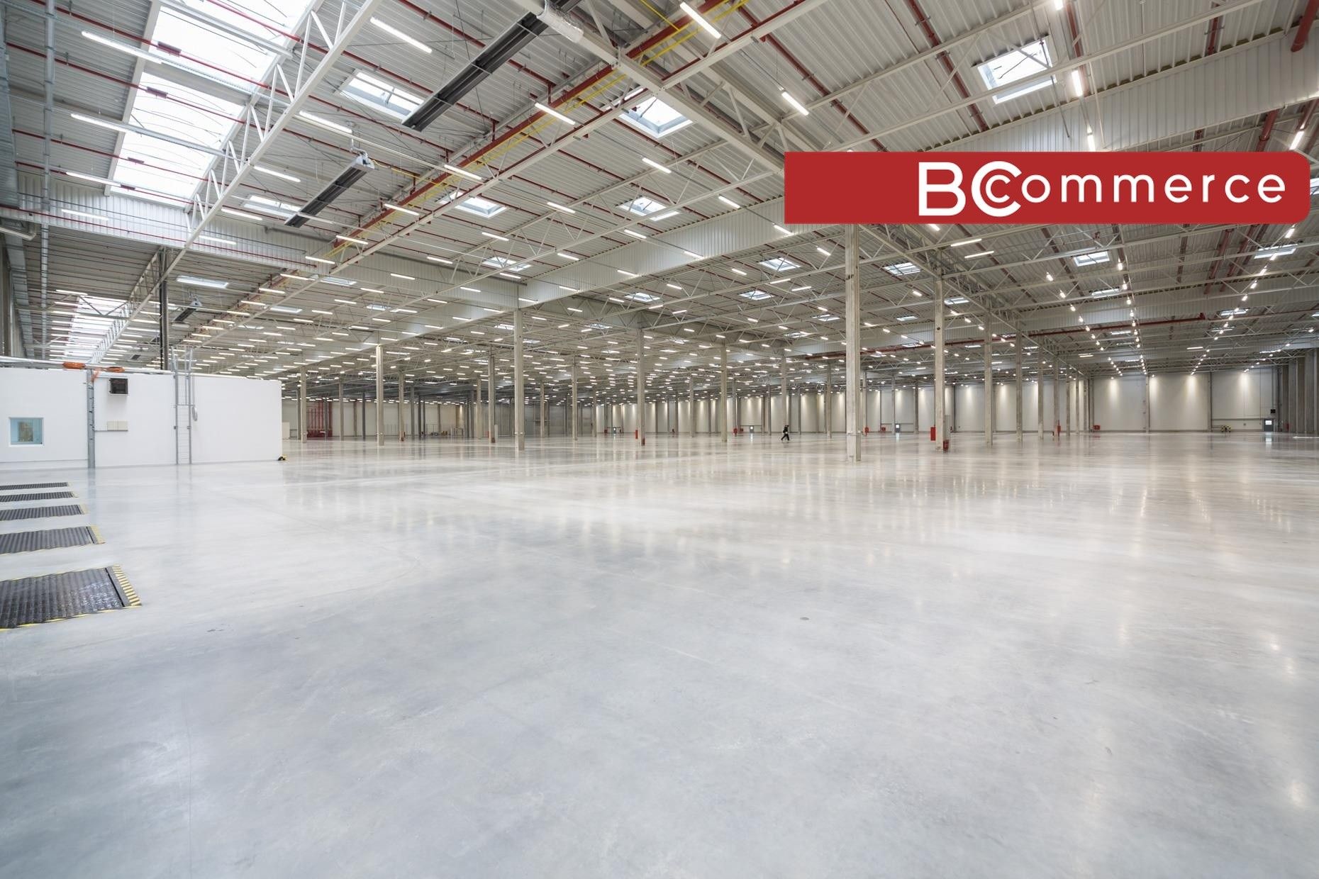 Pronájem sklad - Brno, 11 169 m²