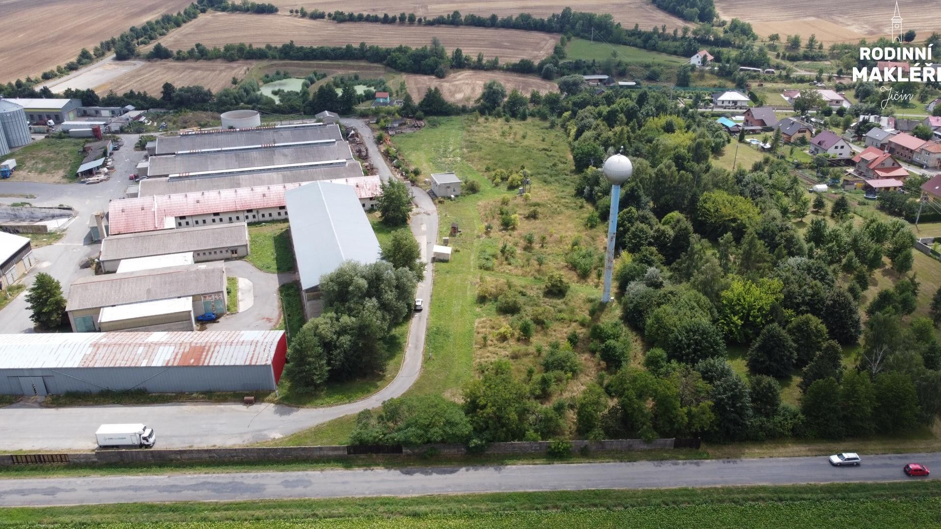 Komerční pozemky, Senička, 11 509 m²