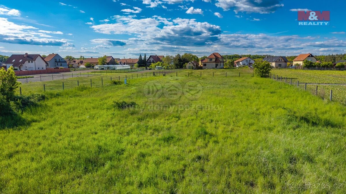 Prodej pozemek - Dřísy, 277 14, 968 m²