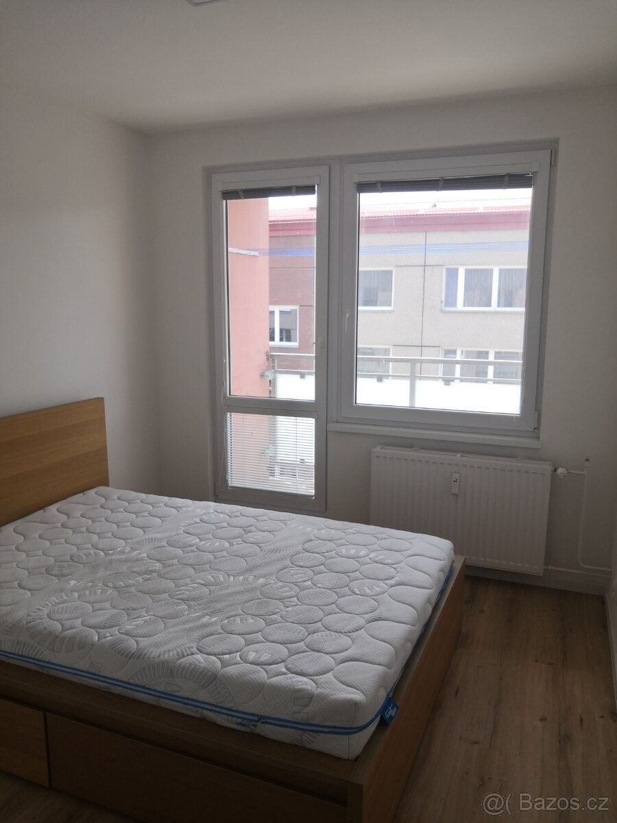 Pronájem byt 3+1 - Uherské Hradiště, 686 01, 64 m²
