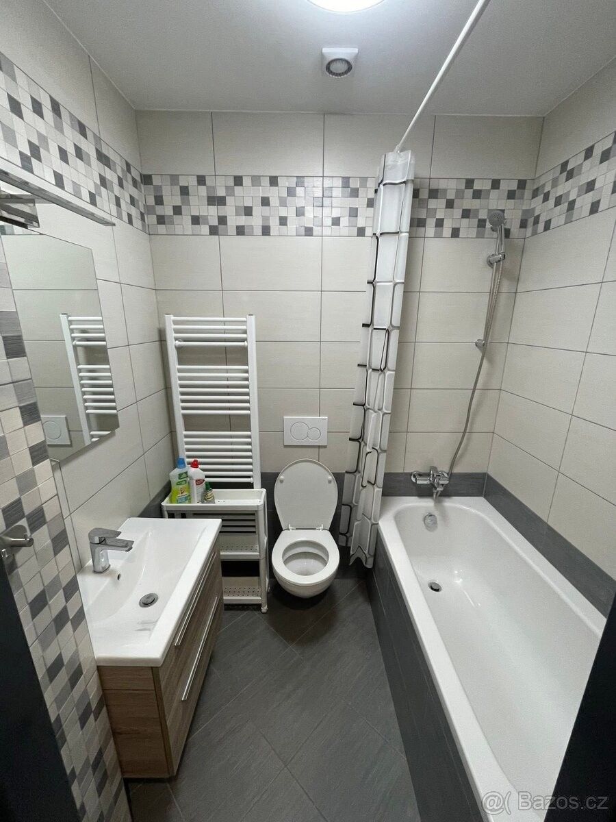 Pronájem byt 2+kk - Praha, 170 00, 55 m²