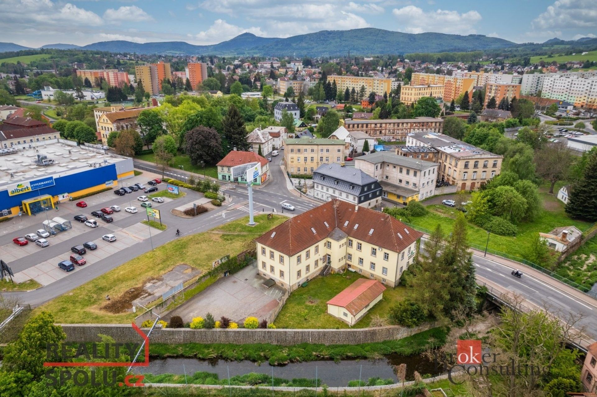 Prodej rodinný dům - Národní, Varnsdorf, 652 m²