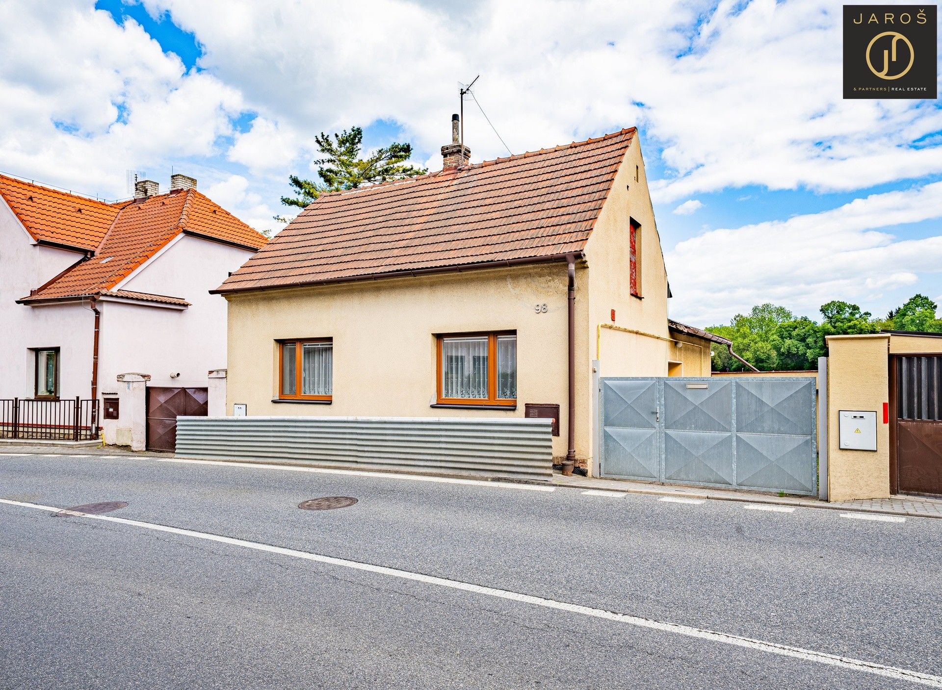 Ostatní, Zápy, 90 m²