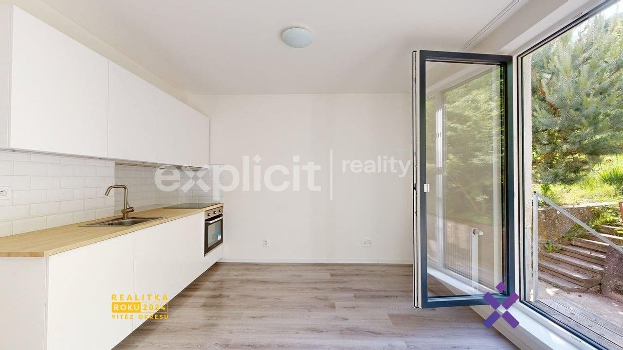 Pronájem byt 2+kk - Jiráskova, Zlín, 40 m²