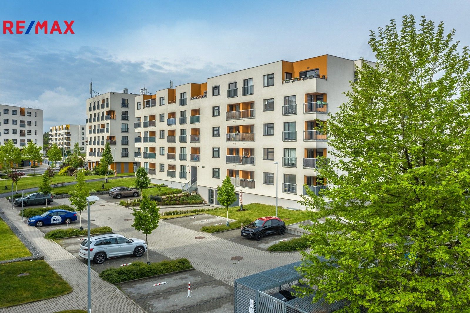 3+kk, Jindřicha Bubeníčka, Praha, 58 m²