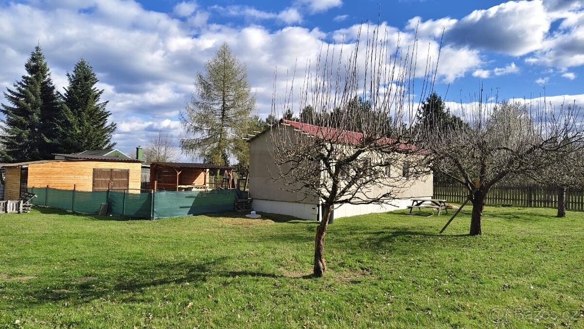 Zahrady, Chlumec nad Cidlinou, 503 51, 1 659 m²