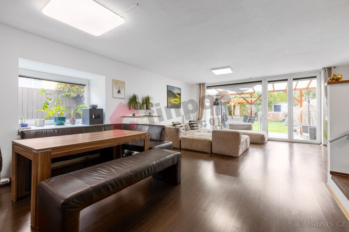 Prodej dům - Říčany u Prahy, 251 01, 170 m²