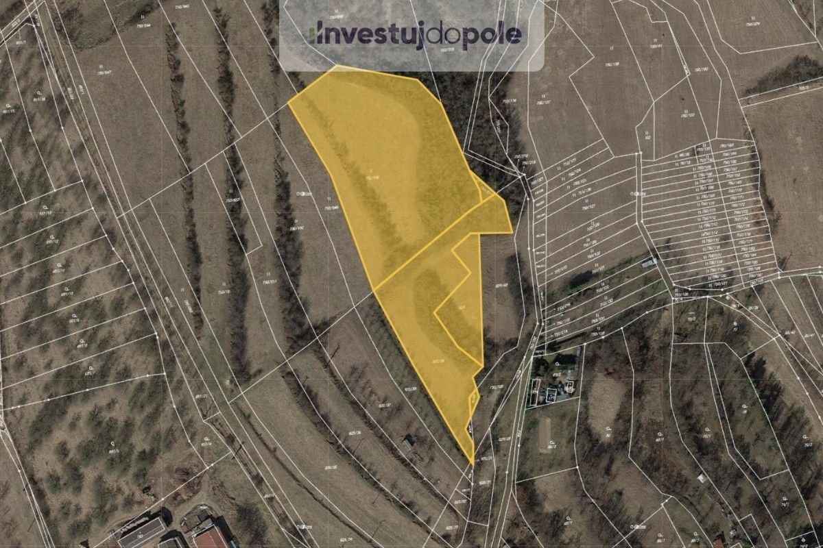 Louky, Tučapy, 14 580 m²