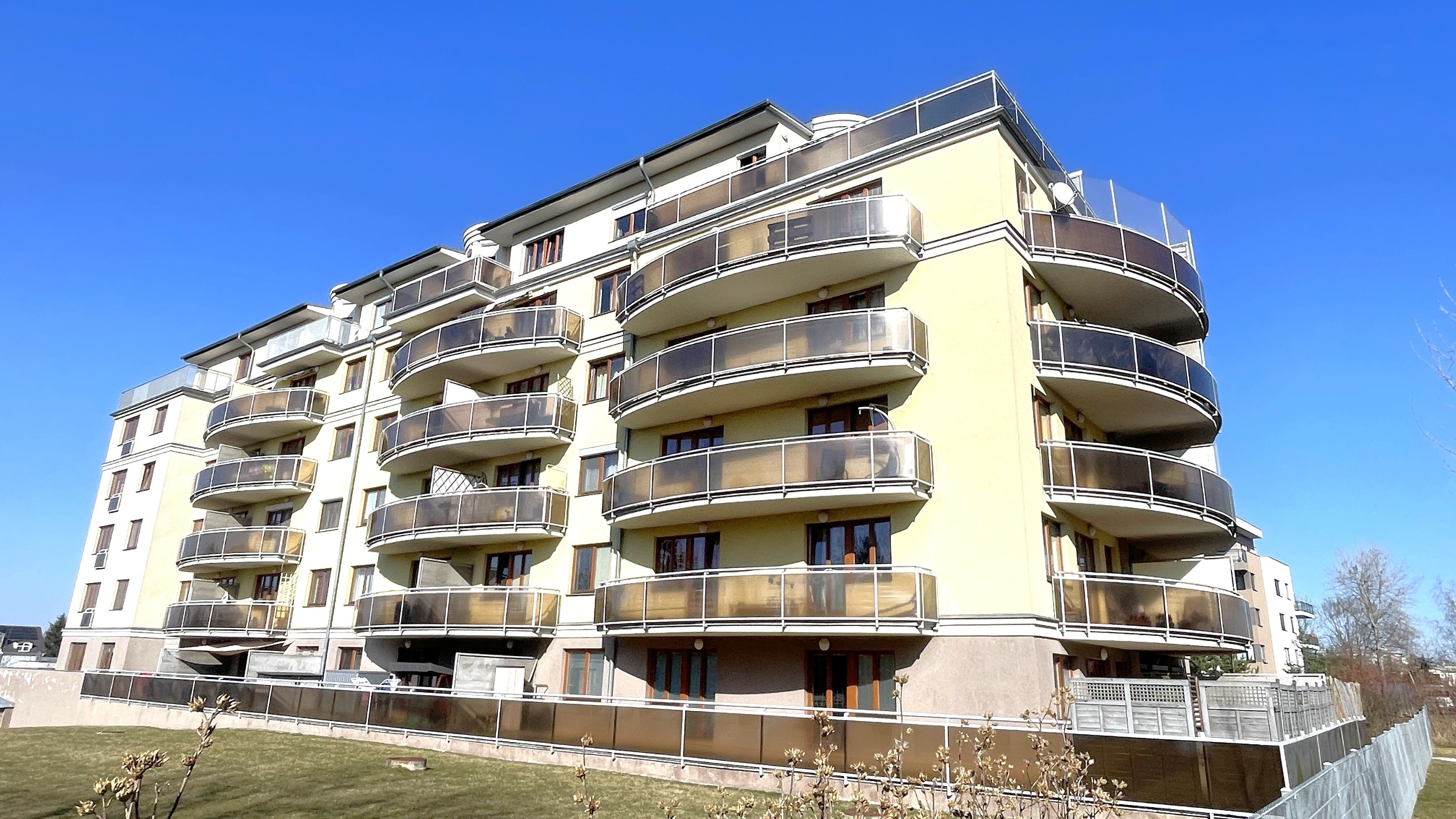 3+kk, Hevlínská 435/8, Praha, 174 m²