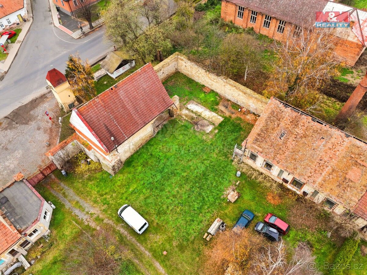 Prodej pozemek pro bydlení - Zlonice, 273 71, 748 m²