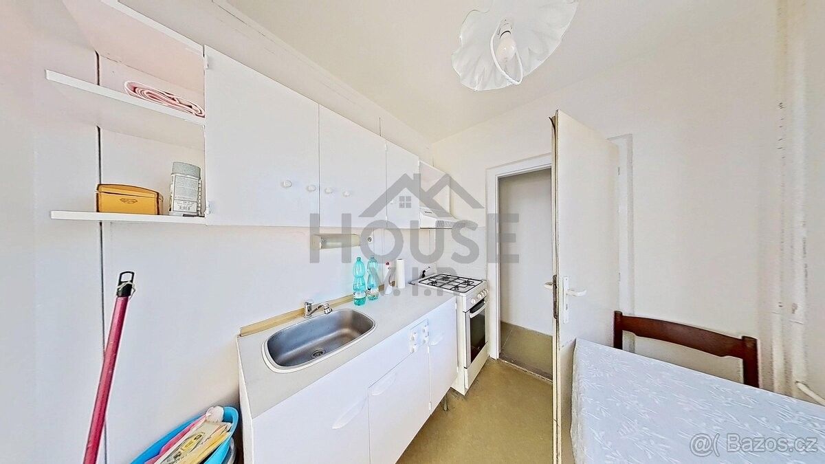 Prodej byt 2+1 - Praha, 147 00, 47 m²