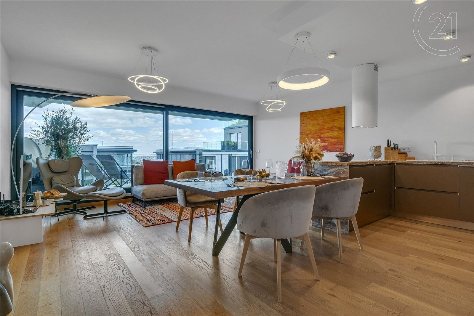 4+kk, Na pomezí, Praha, 110 m²
