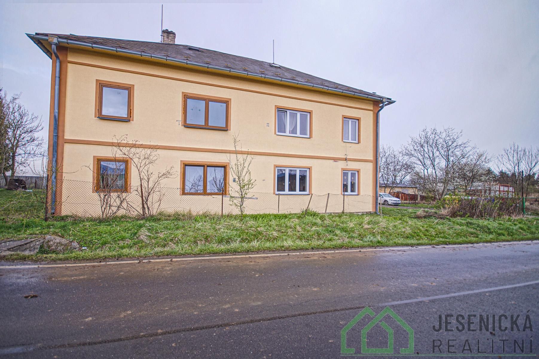 Rodinné domy, Bernartice, Jeseník, 175 m²