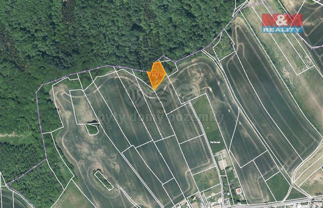 Louky, Veselice, 1 683 m²