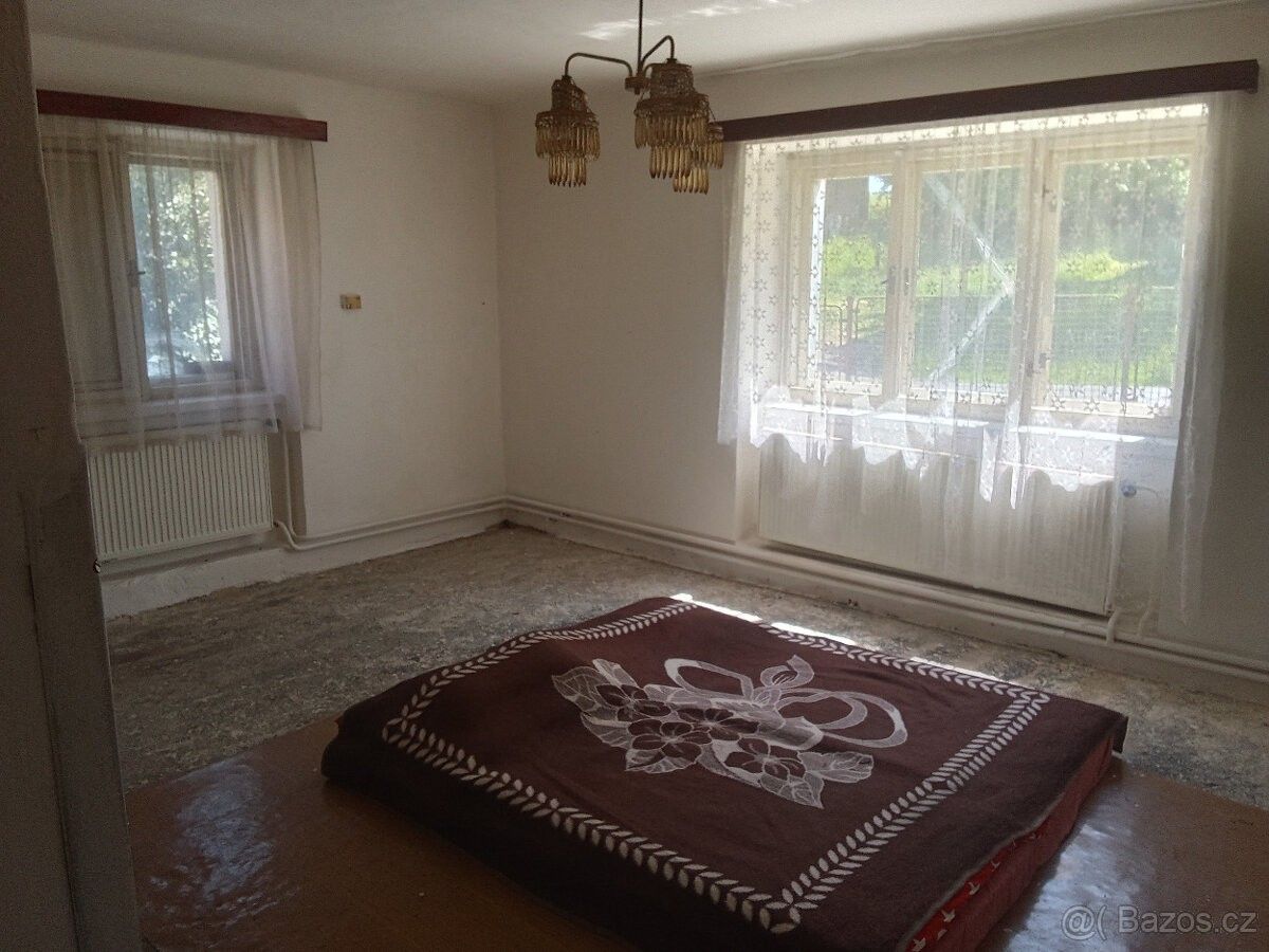 Prodej dům - Kostelec nad Černými Lesy, 281 63, 1 450 m²