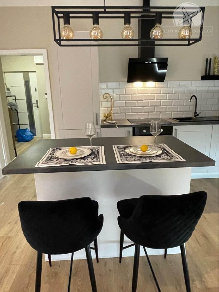 Prodej byt 2+kk - Radhošťská, Praha, 48 m²
