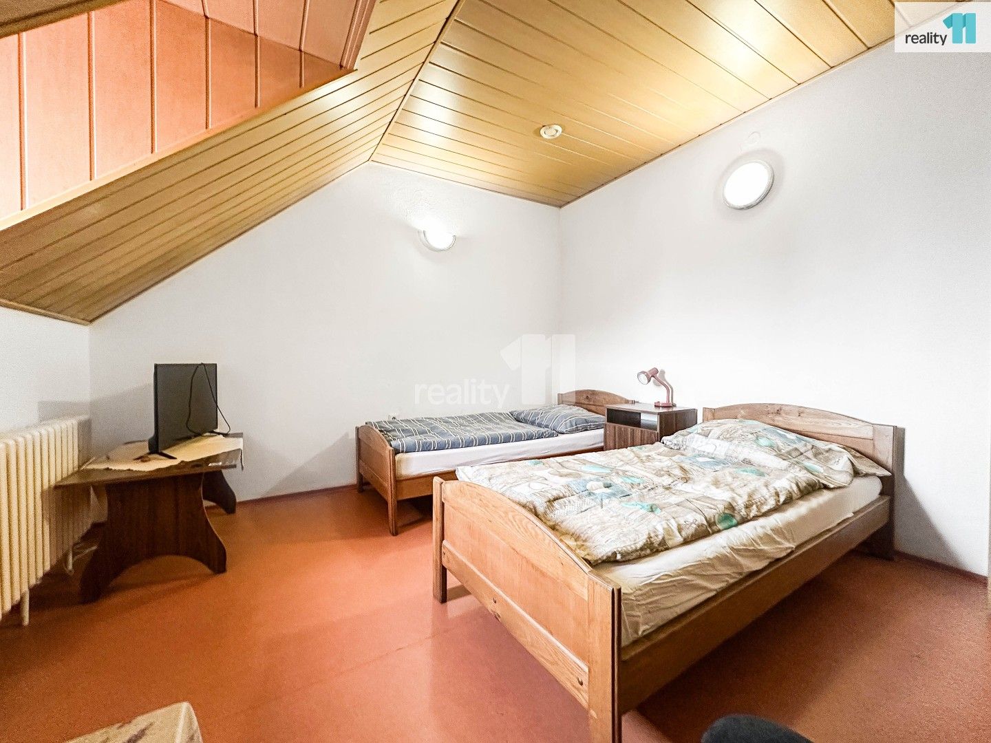 1+kk, Záříčí, 16 m²