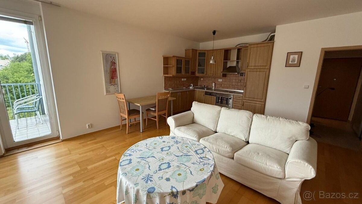 Pronájem byt 1+kk - Praha, 150 00, 55 m²