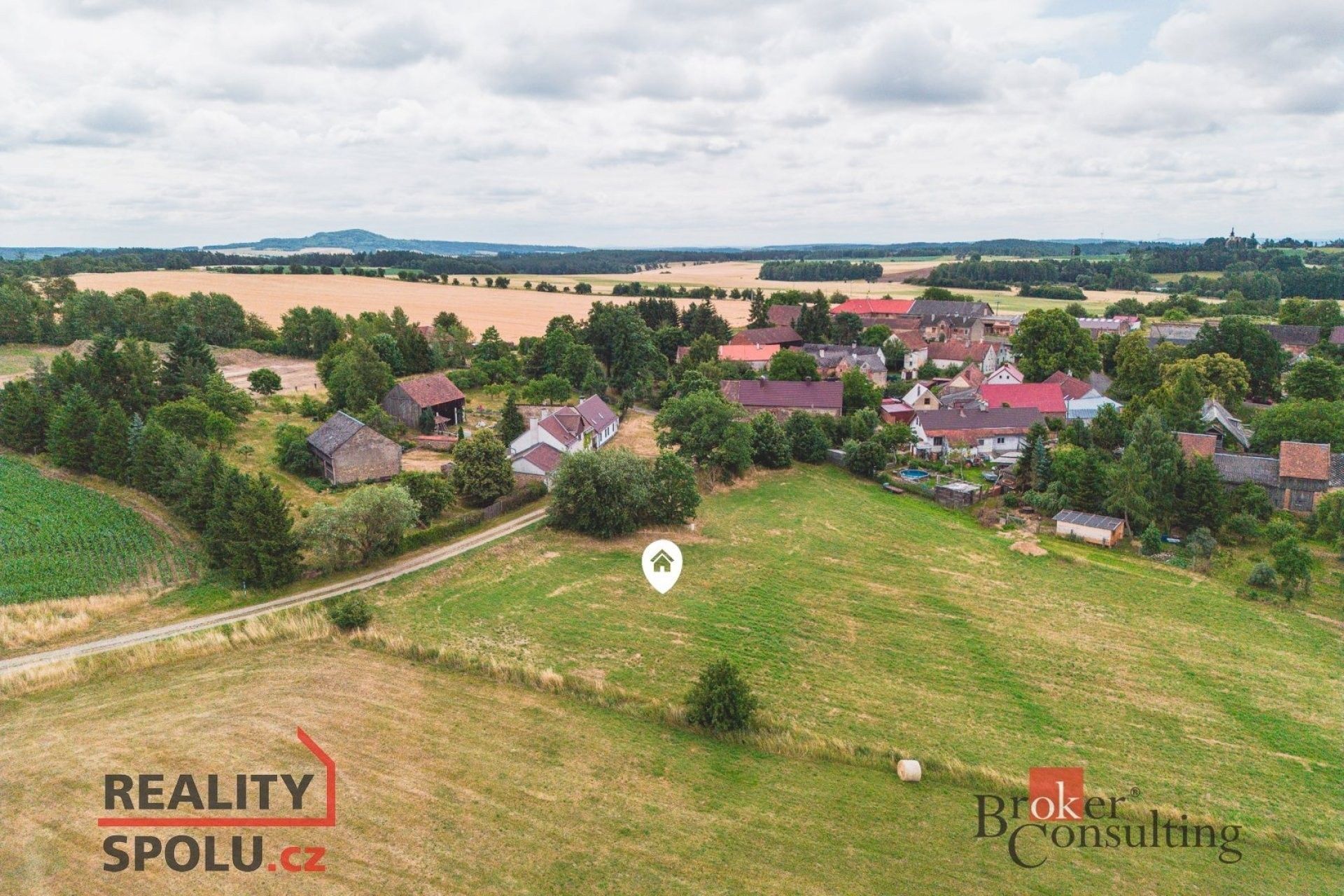 Pozemky pro bydlení, Planá, 961 m²