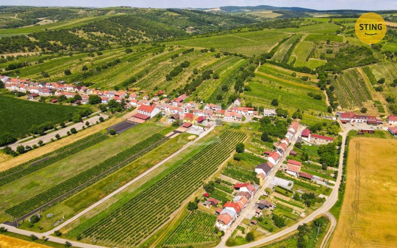 Komerční pozemky, Bořetice, 2 210 m²
