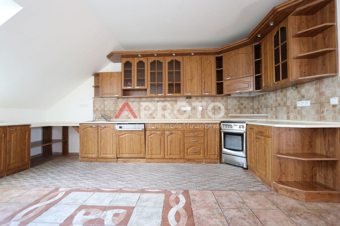 5+1, Hermíny Týrlové, Příbram, 259 m²