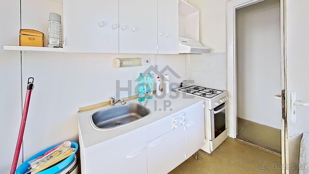2+1, Praha, 147 00, 47 m²