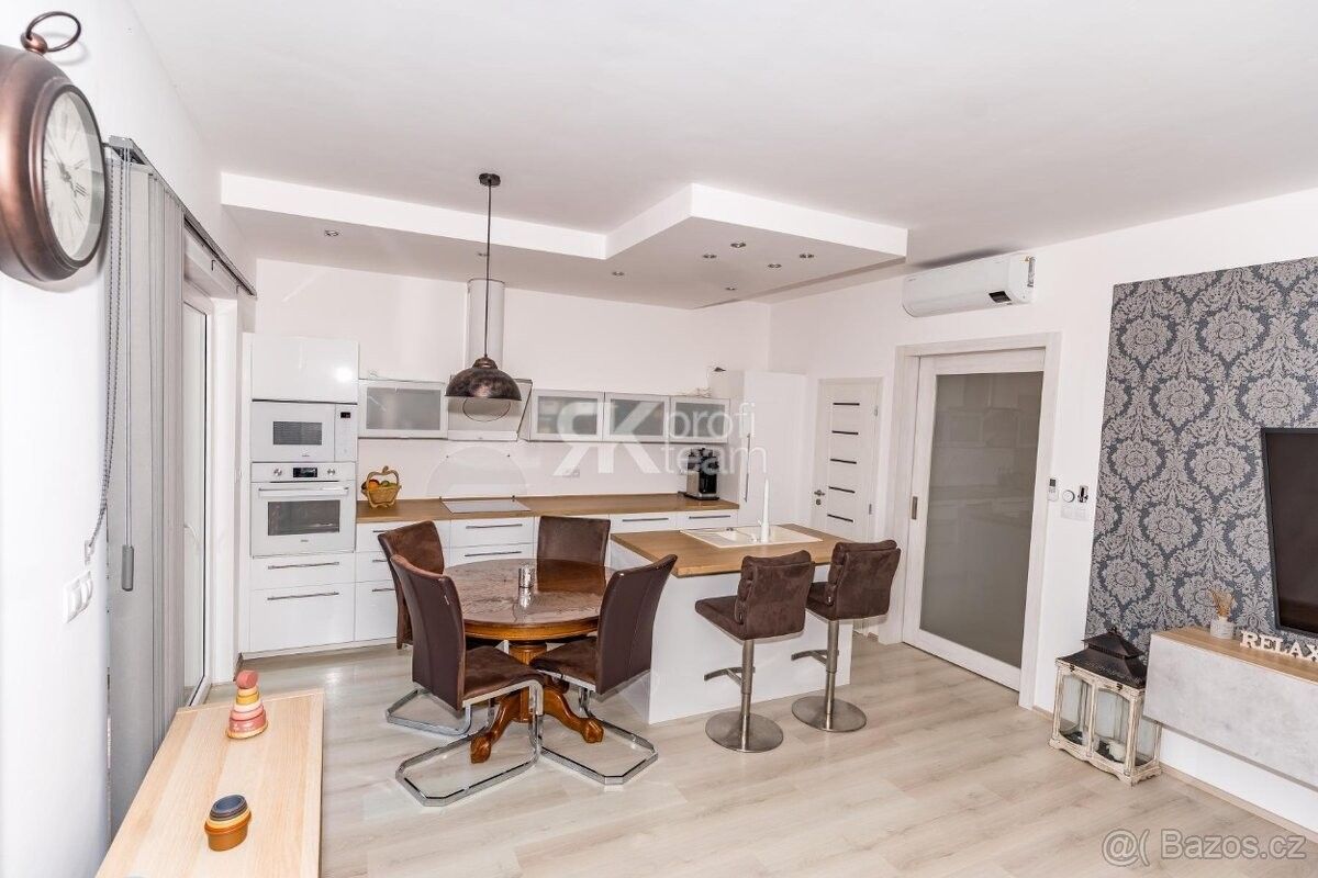 Prodej dům - Český Brod, 282 01, 11 m²